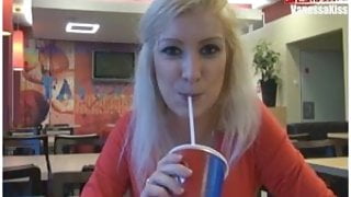 Vanessa steht auf public sex!